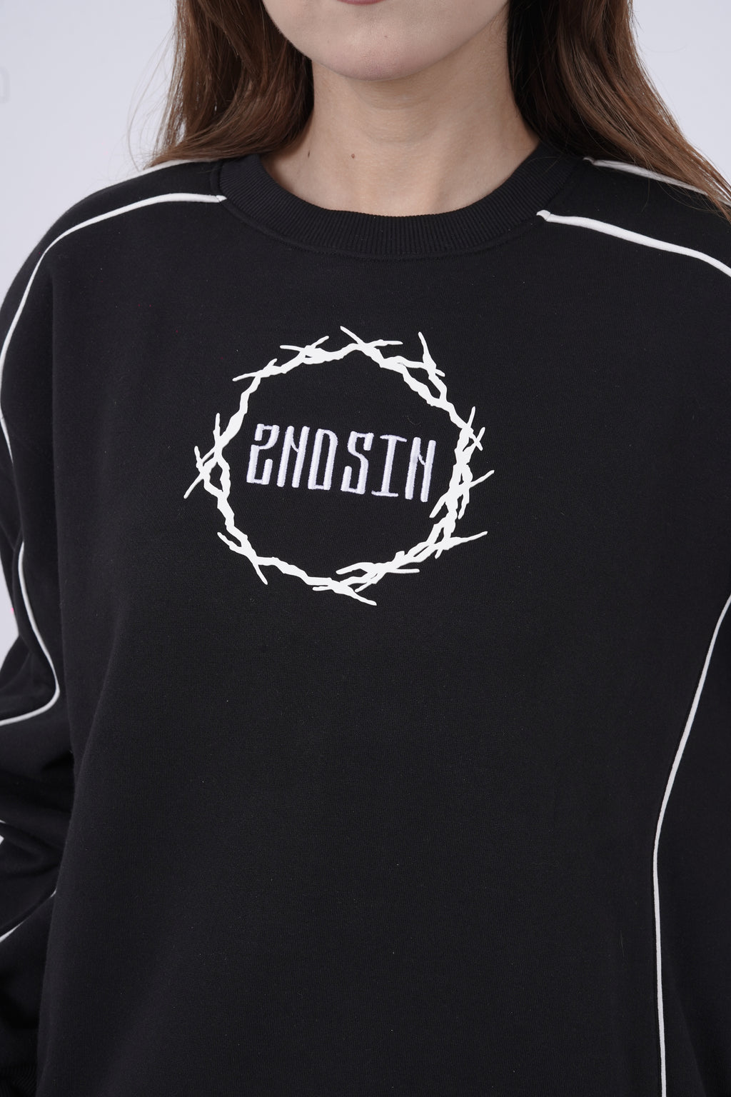 2NDSIN ESSENTIALS 001