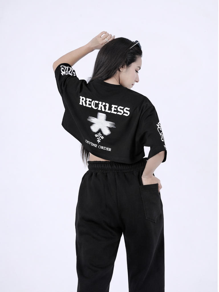 RECKLESS OVERSIZE CROP TEE